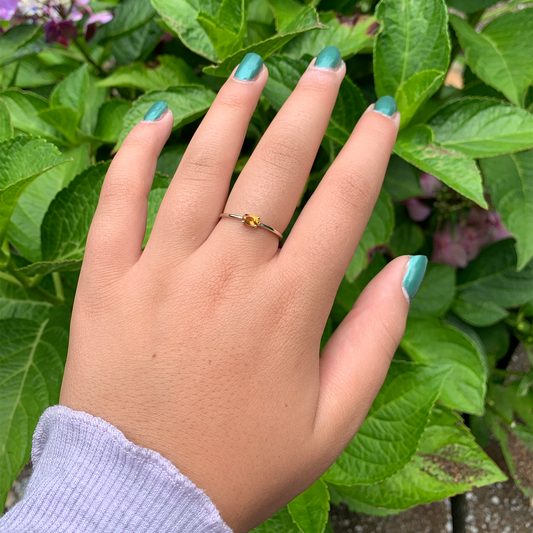 14K Gold Oval Yellow Topaz Ring