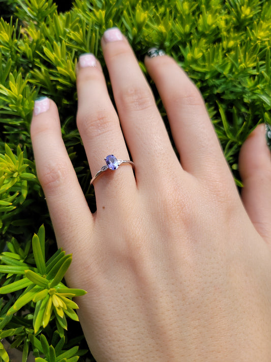 Tanzanite and Diamond Ring