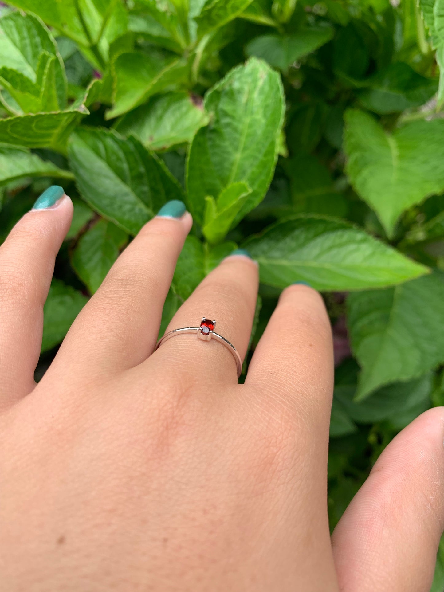 14K Gold Oval Garnet Ring