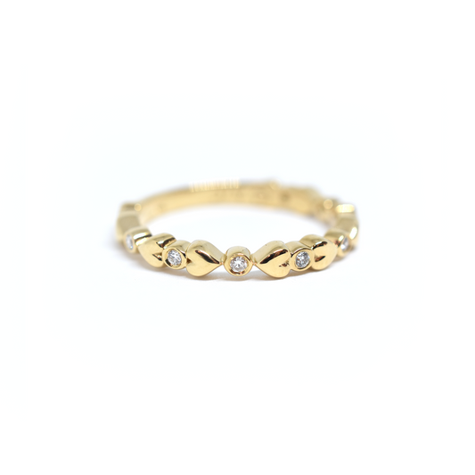 yellow gold bezel ring