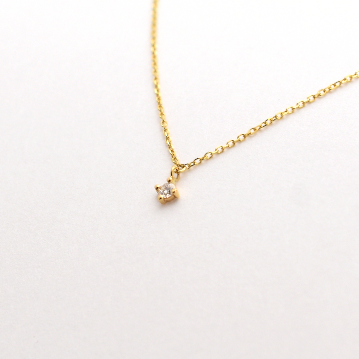 14k 0.06ct Diamond Prong Necklace