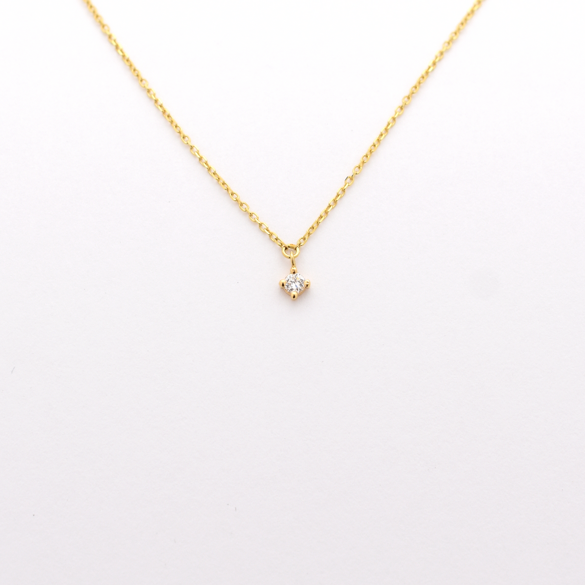 14k 0.06ct Diamond Prong Necklace