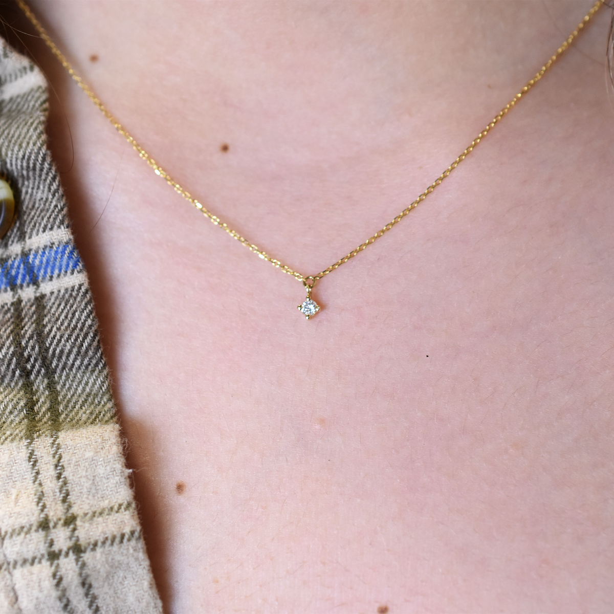 14k 0.06ct Diamond Prong Necklace