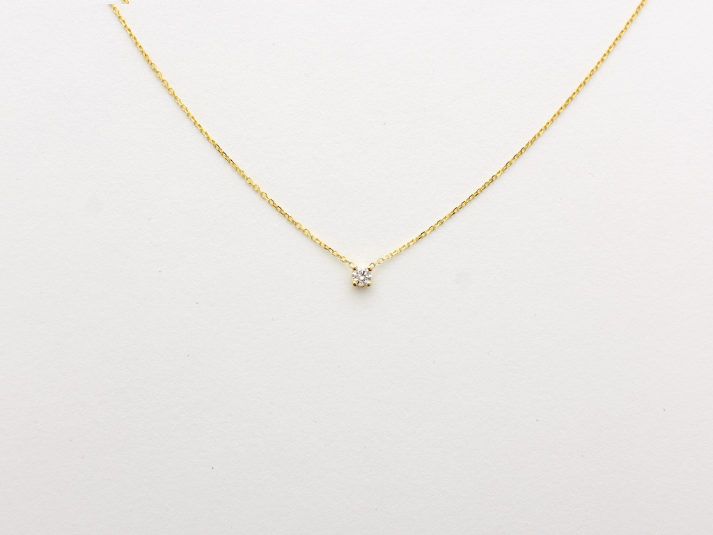Diamond solitaire dainty necklace 0.10 ct