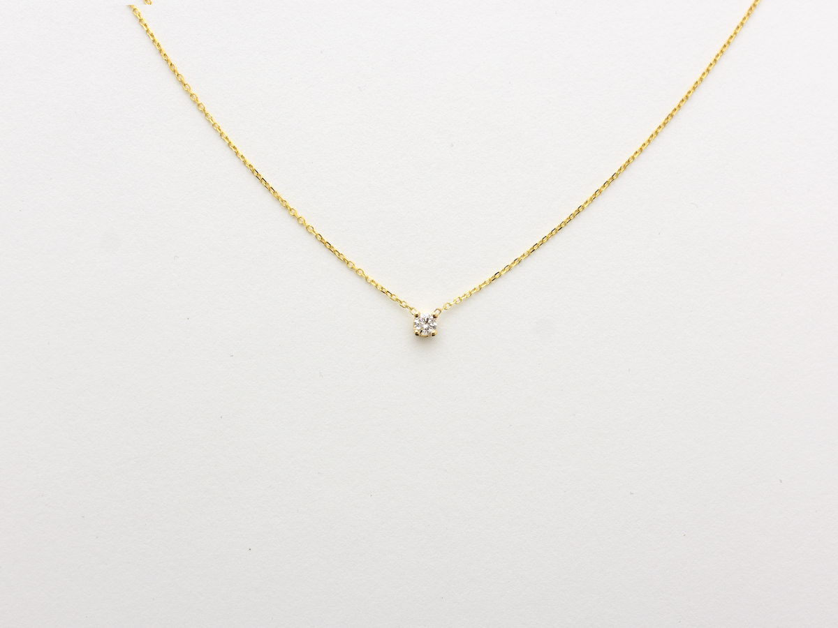 Diamond solitaire dainty necklace 0.10 ct