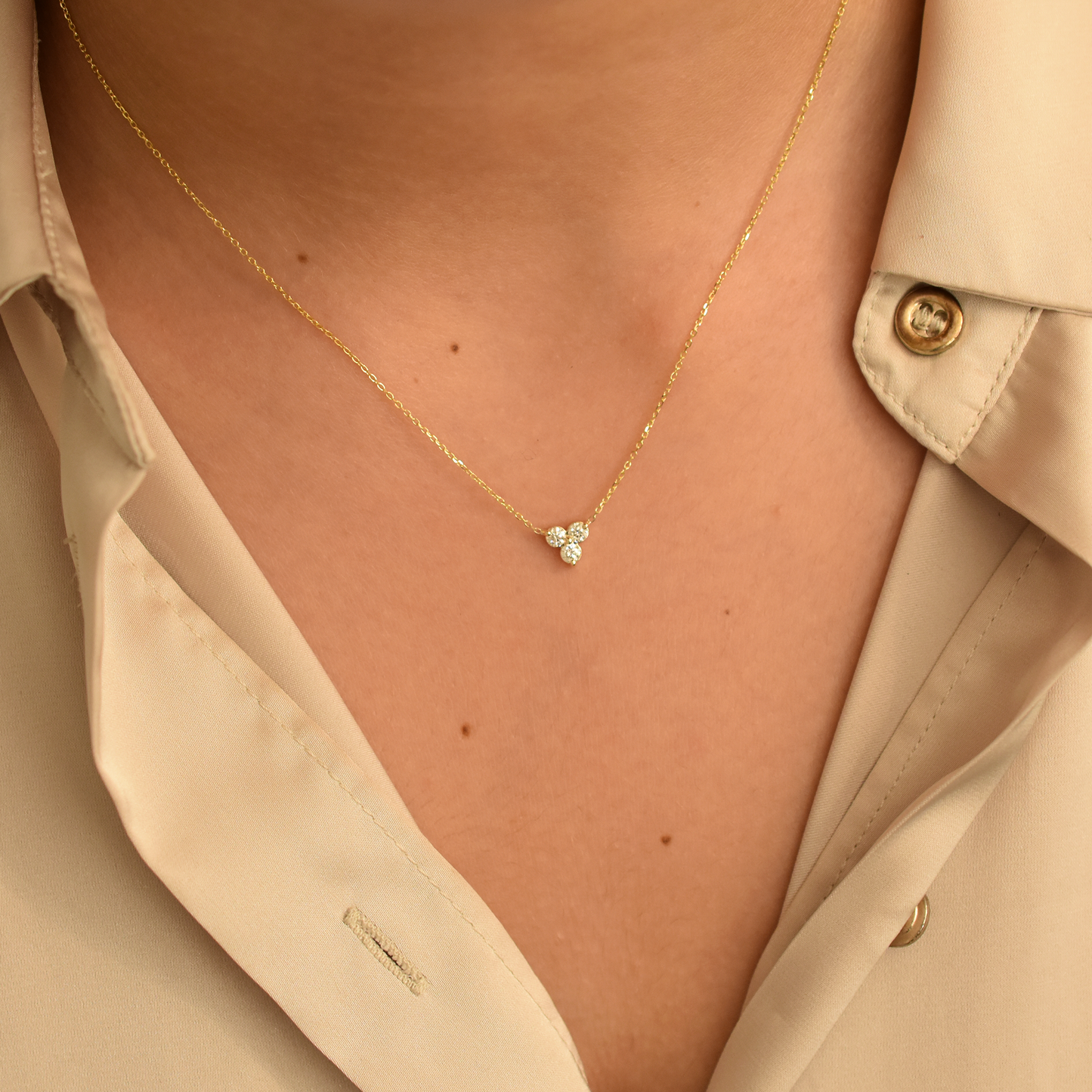 14K Gold Diamond 3 Stone Cluster Necklace | 0.21 Carat | Elegant Jewelry