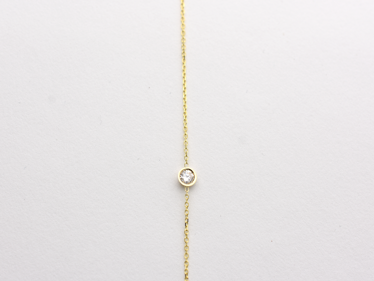 14K Gold 0.10ct Floating Diamond Bezel Bracelet
