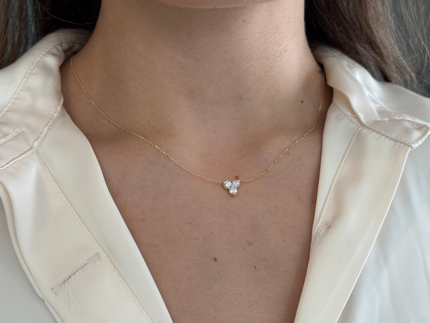 Three Diamond cluster necklace 14k gold 0.60 carats