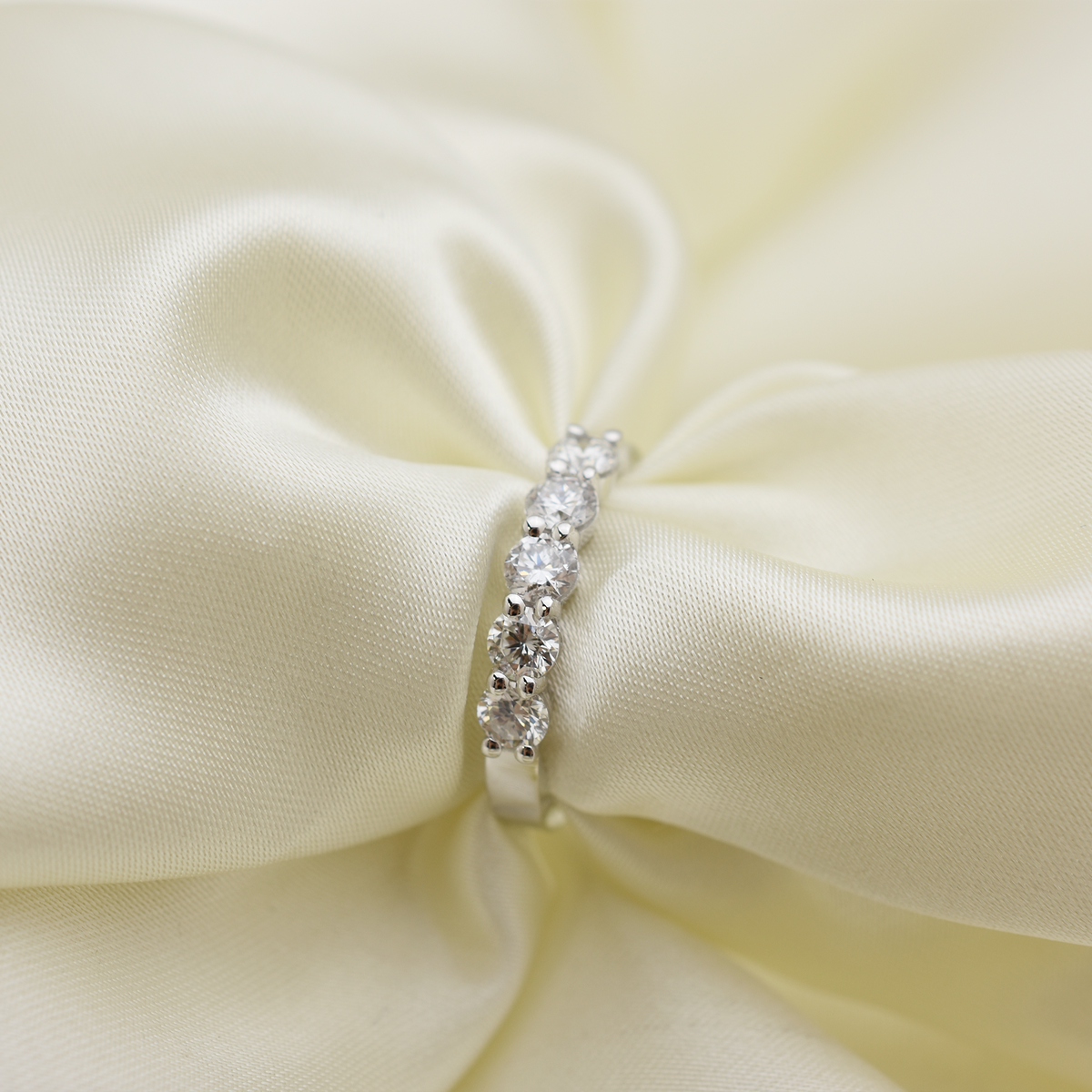14k Diamond Wedding Band 0.75ct Total Weight