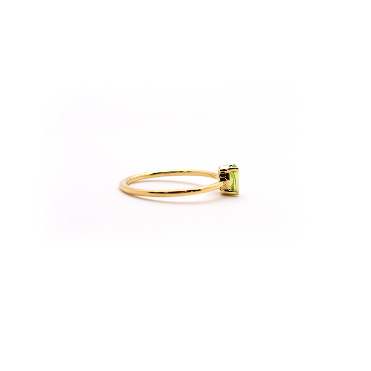 14k Peridot Ring