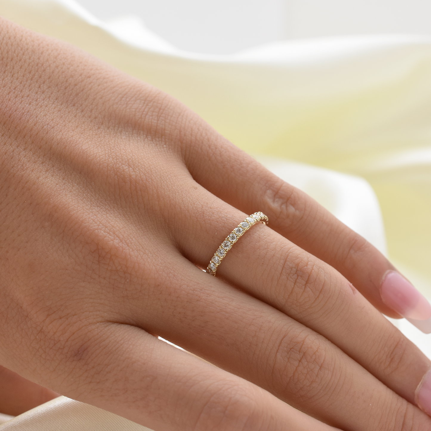Stackable diamond wedding bands