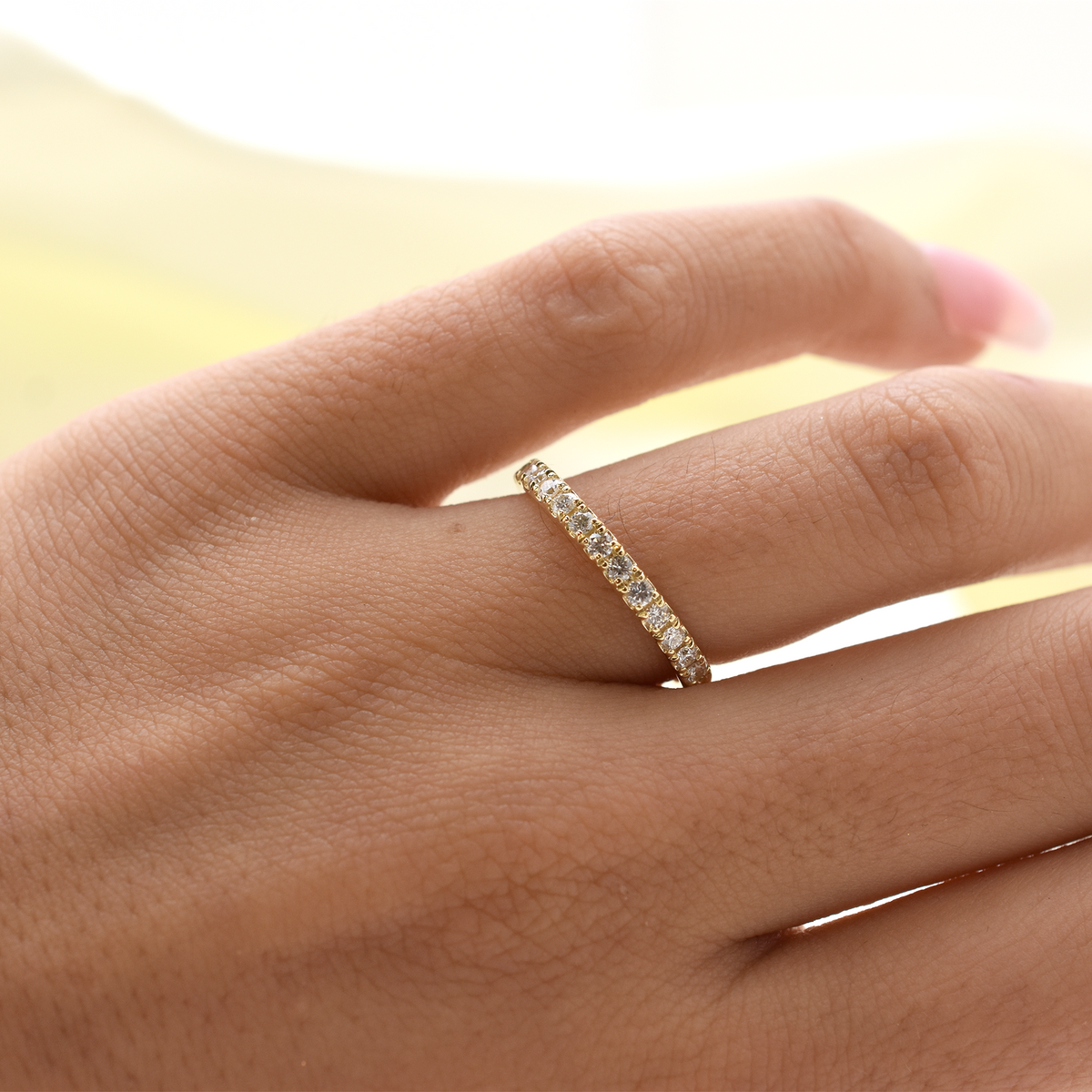 Diamond wedding band for women