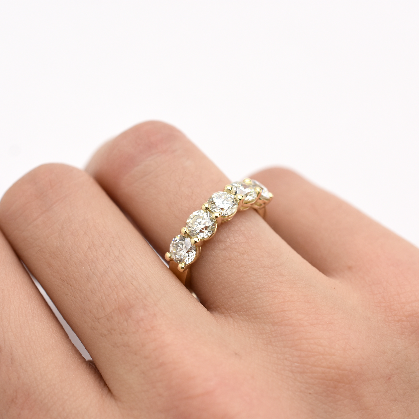 14k 5 Diamond Wedding Band