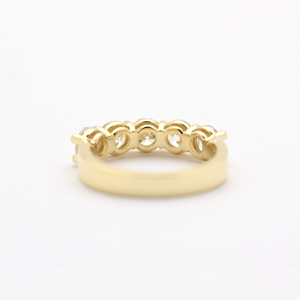 14k 5 Diamond Wedding Band