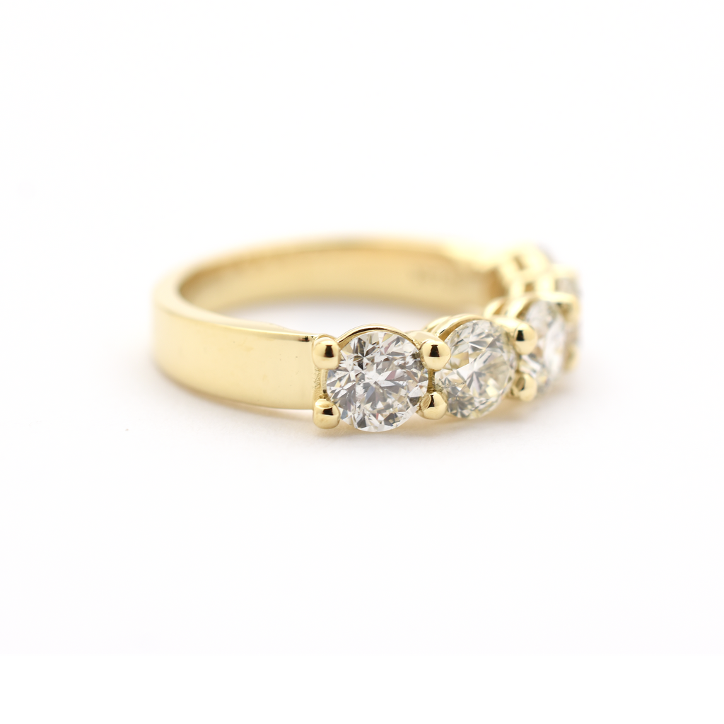 14k 5 Diamond Wedding Band