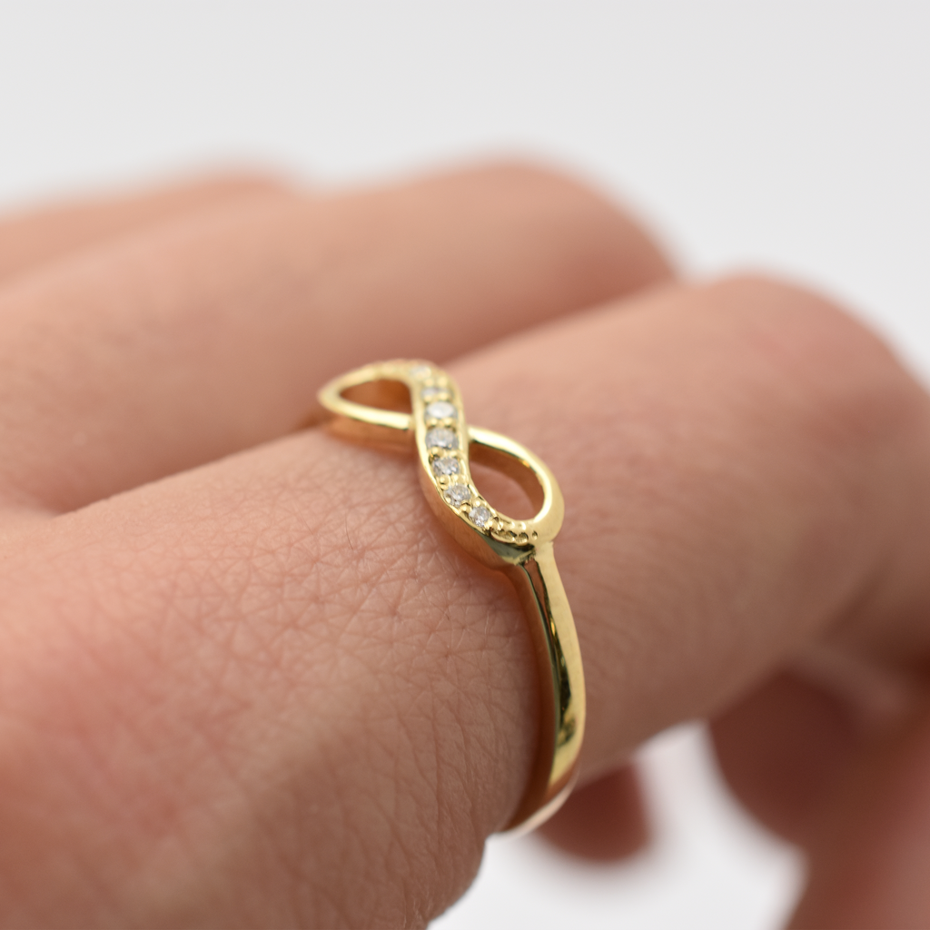 14k Diamond Infinity Ring