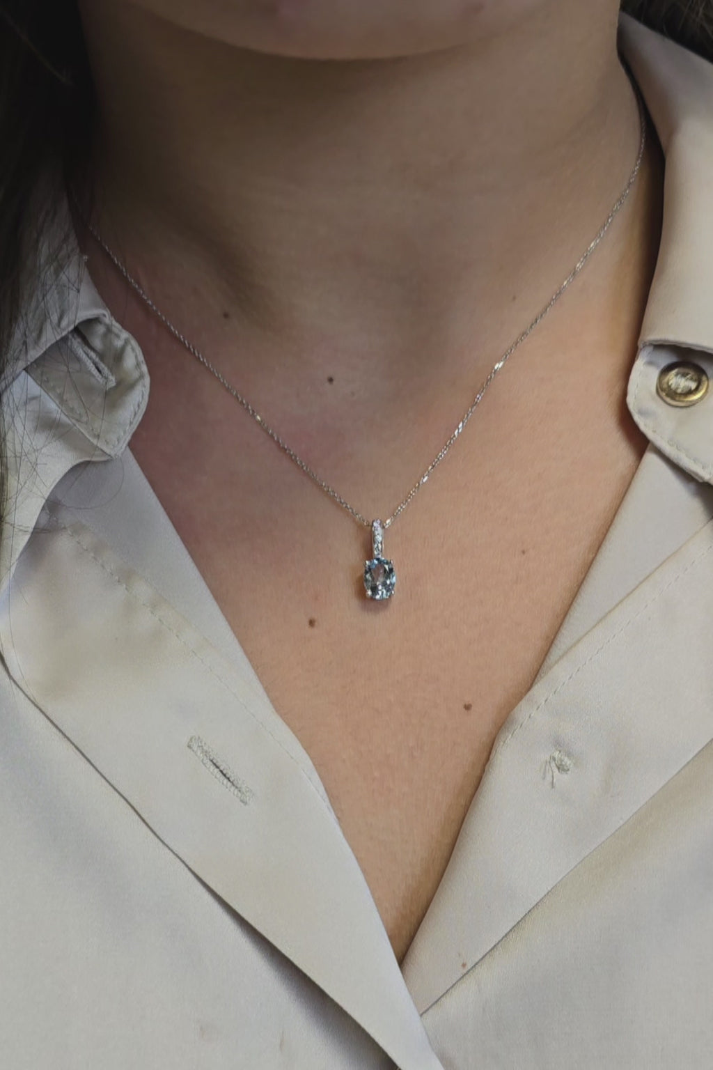 14k gold Oval aquamarine and diamond pendant