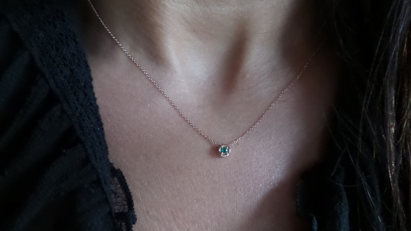 14k Gold Sliding Emerald Necklace