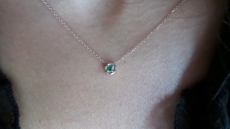 14k Gold Sliding Emerald Necklace