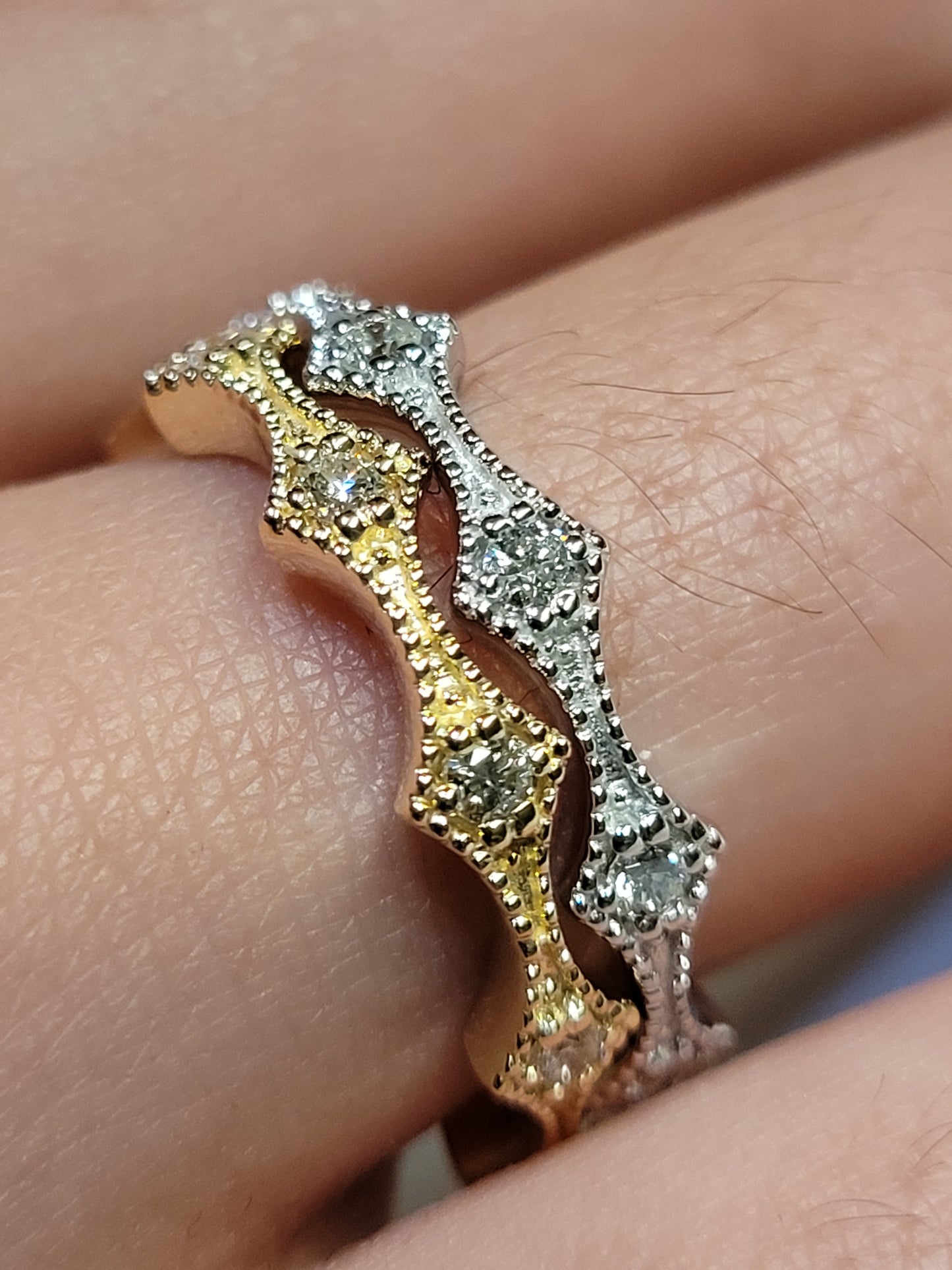 14K Gold Diamond Millgrain Wedding Band