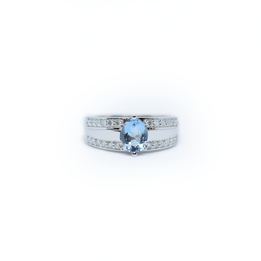 14K Gold Oval Aquamarine Ring