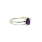 14K Gold Oval Amethyst Ring