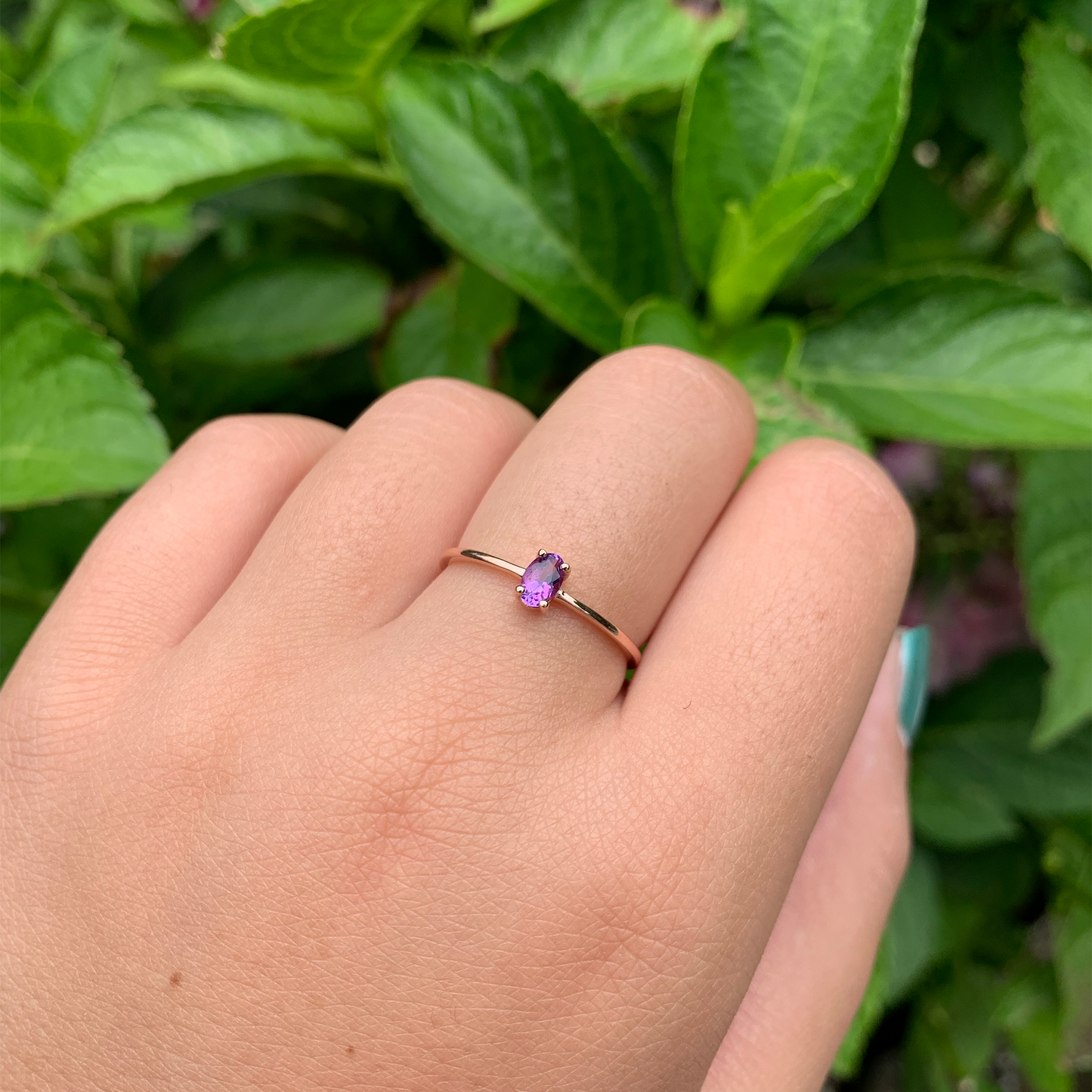 14K Gold Oval Amethyst Ring