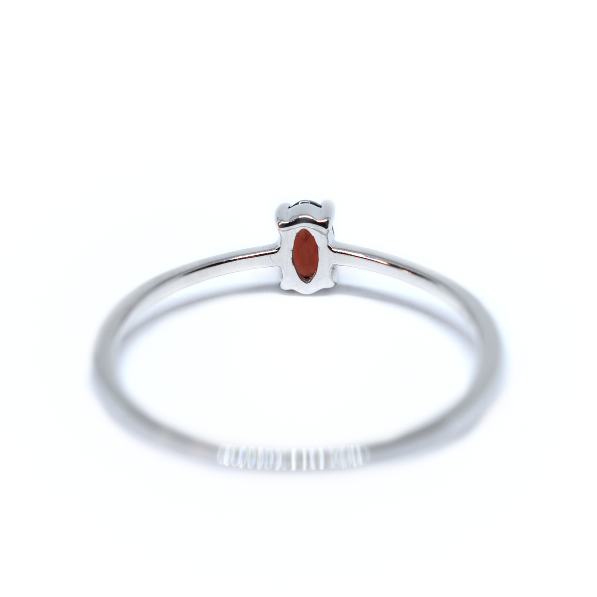 14K Gold Oval Garnet Ring