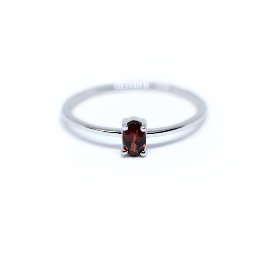 14K Gold Oval Garnet Ring