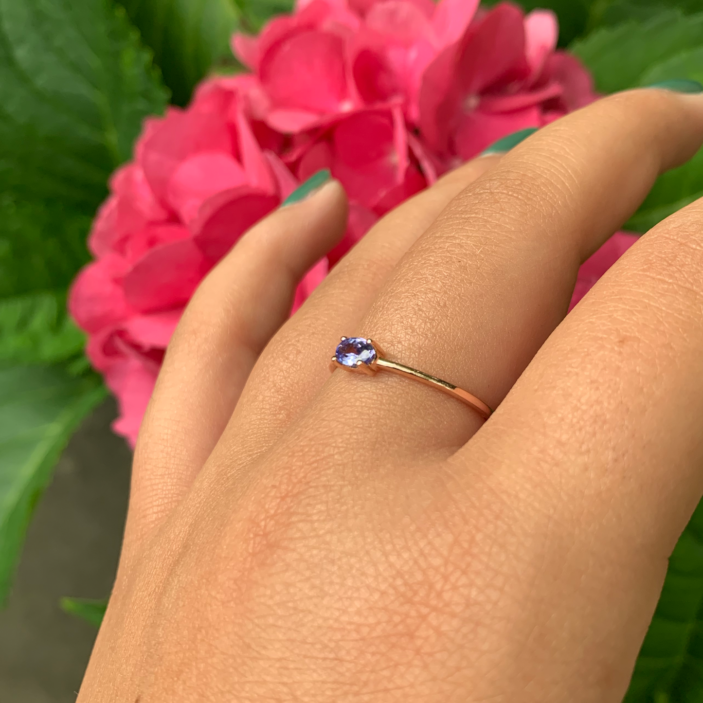 14K Gold Oval Tanzanite Ring