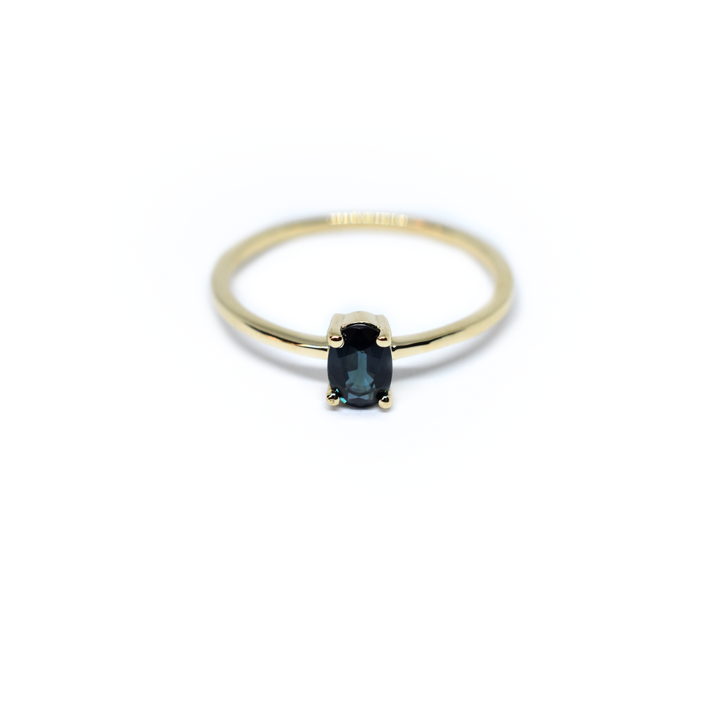 14K Gold Oval Sapphire Ring