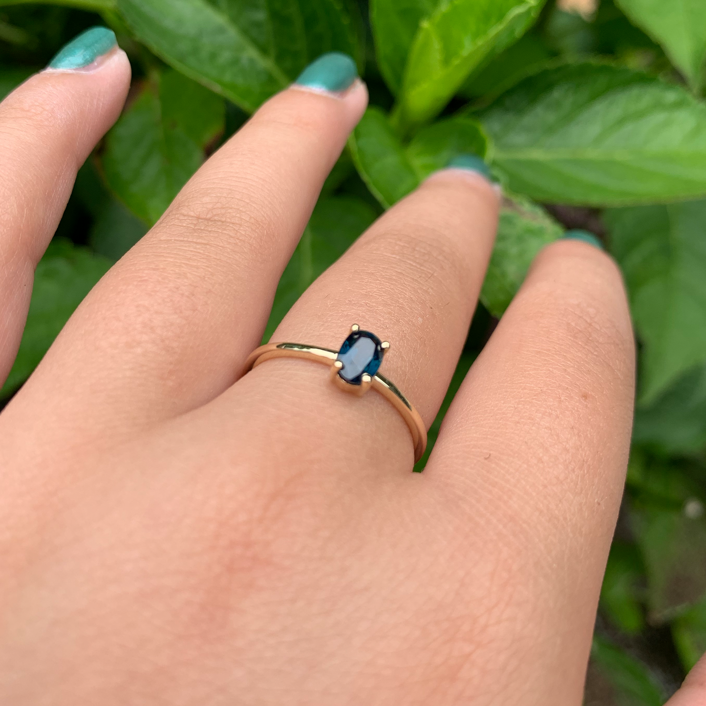 14K Gold Oval Sapphire Ring