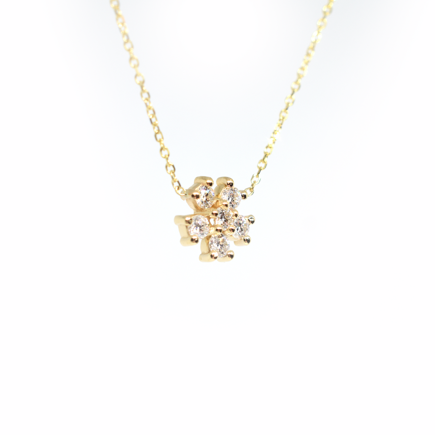 14k Gold Diamond Flower Necklace