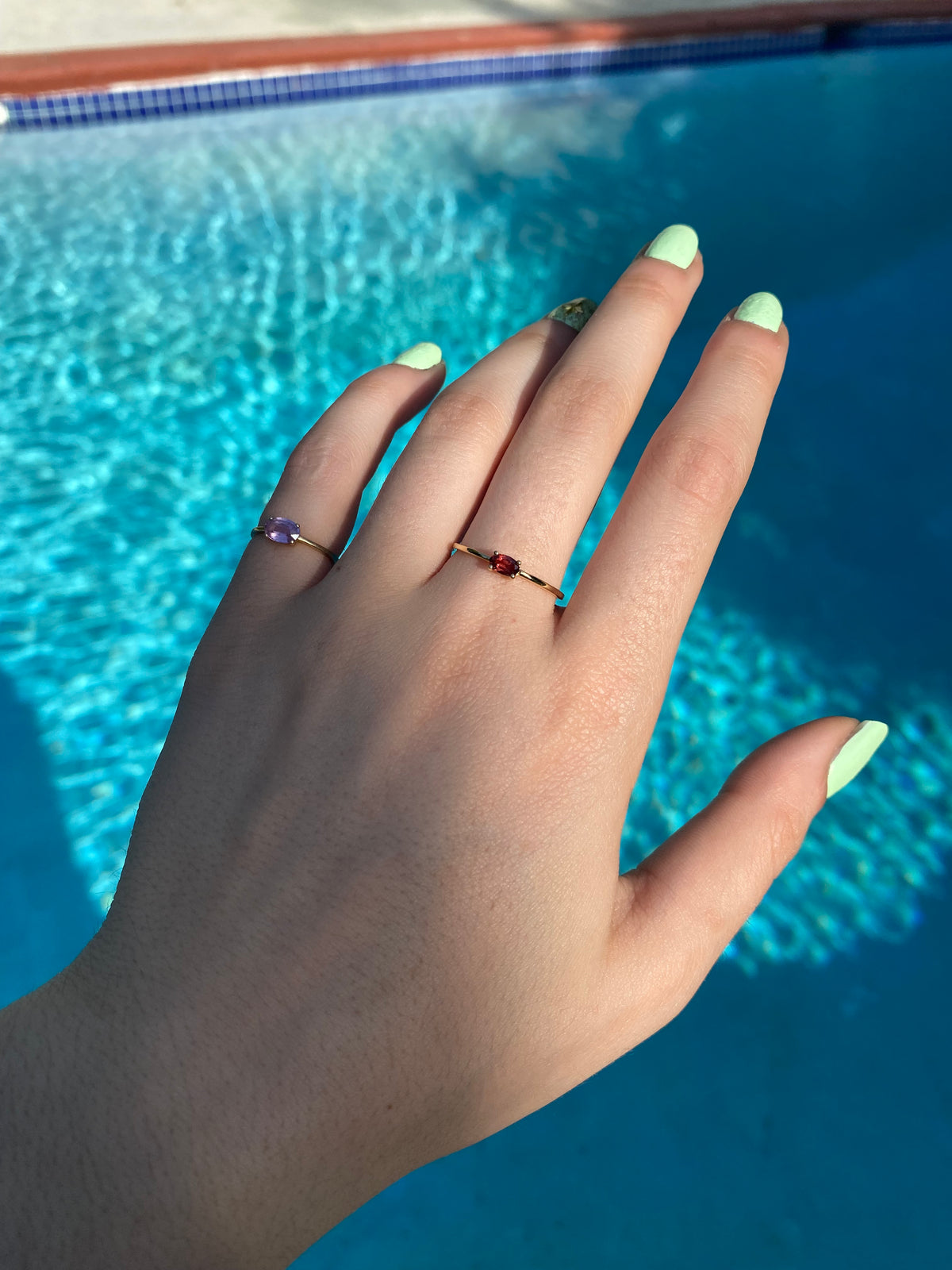 14K Gold Oval Garnet Ring