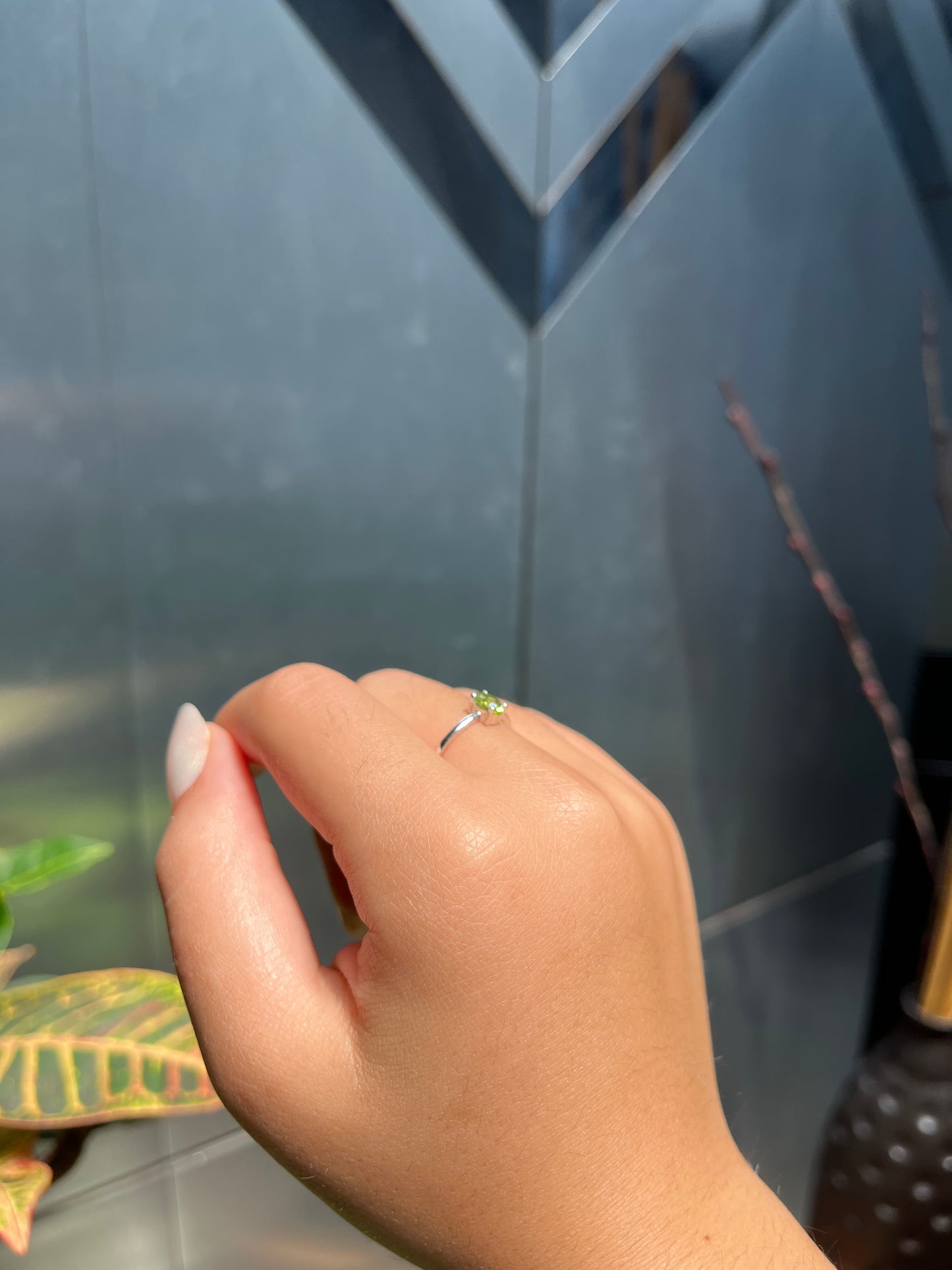 14K Gold Oval Peridot Ring