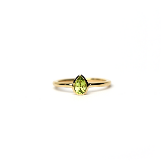 14K Gold Pear Shaped Peridot Ring