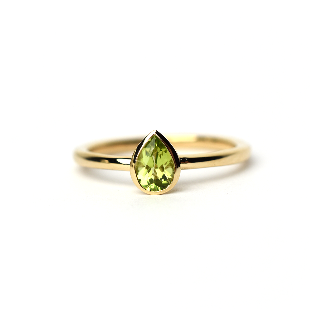 14K Gold Pear Shaped Peridot Ring