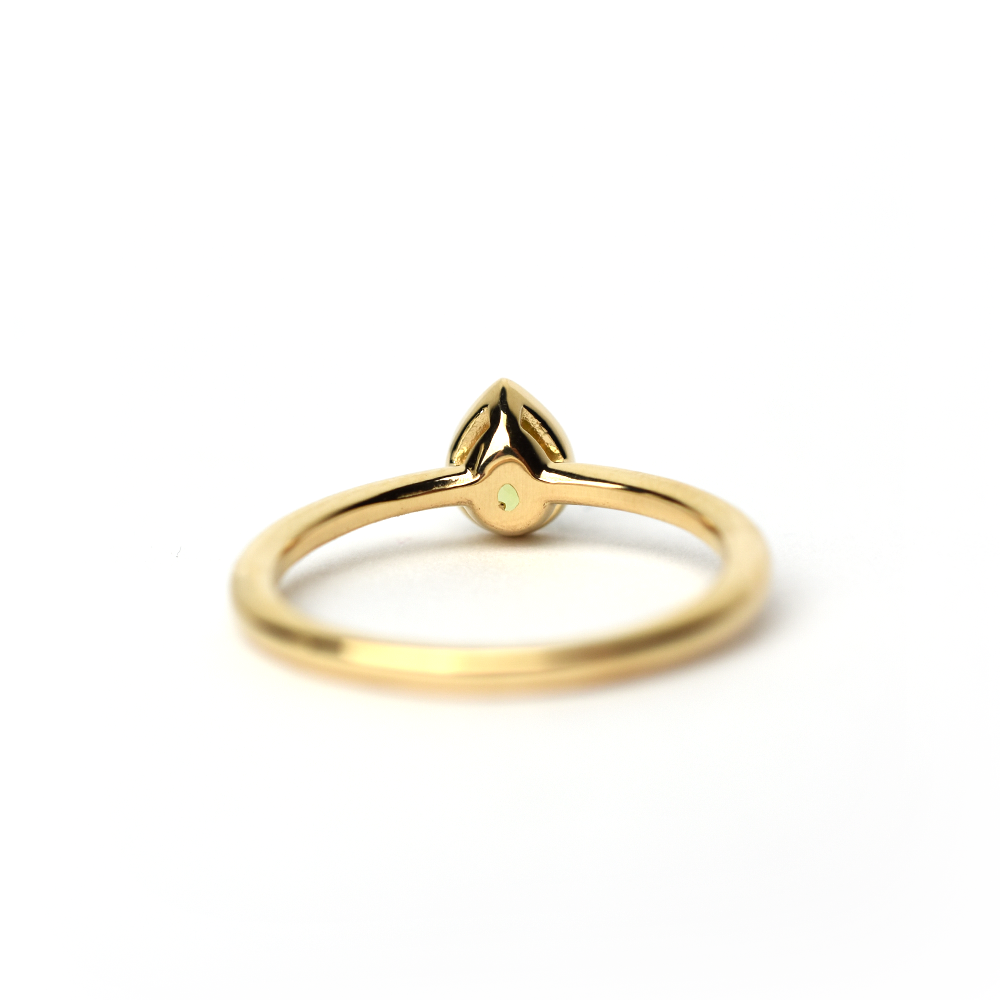 14K Gold Pear Shaped Peridot Ring