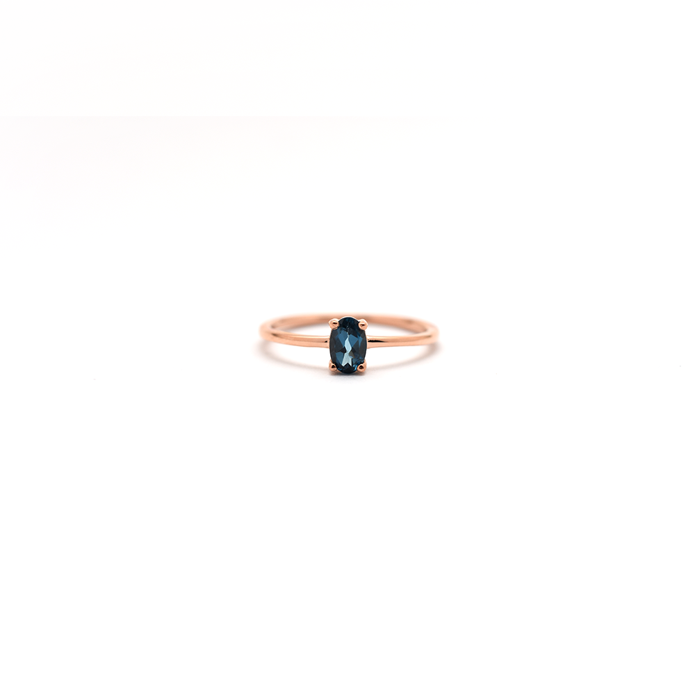 14K Gold Oval Blue Sapphire Ring