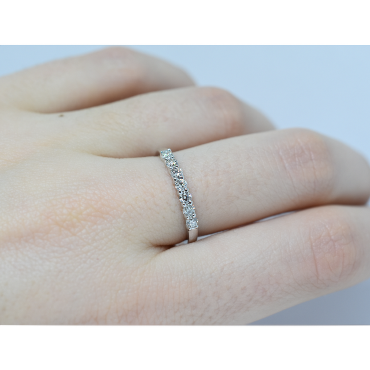 14K White Gold 7 Diamond Wedding Band