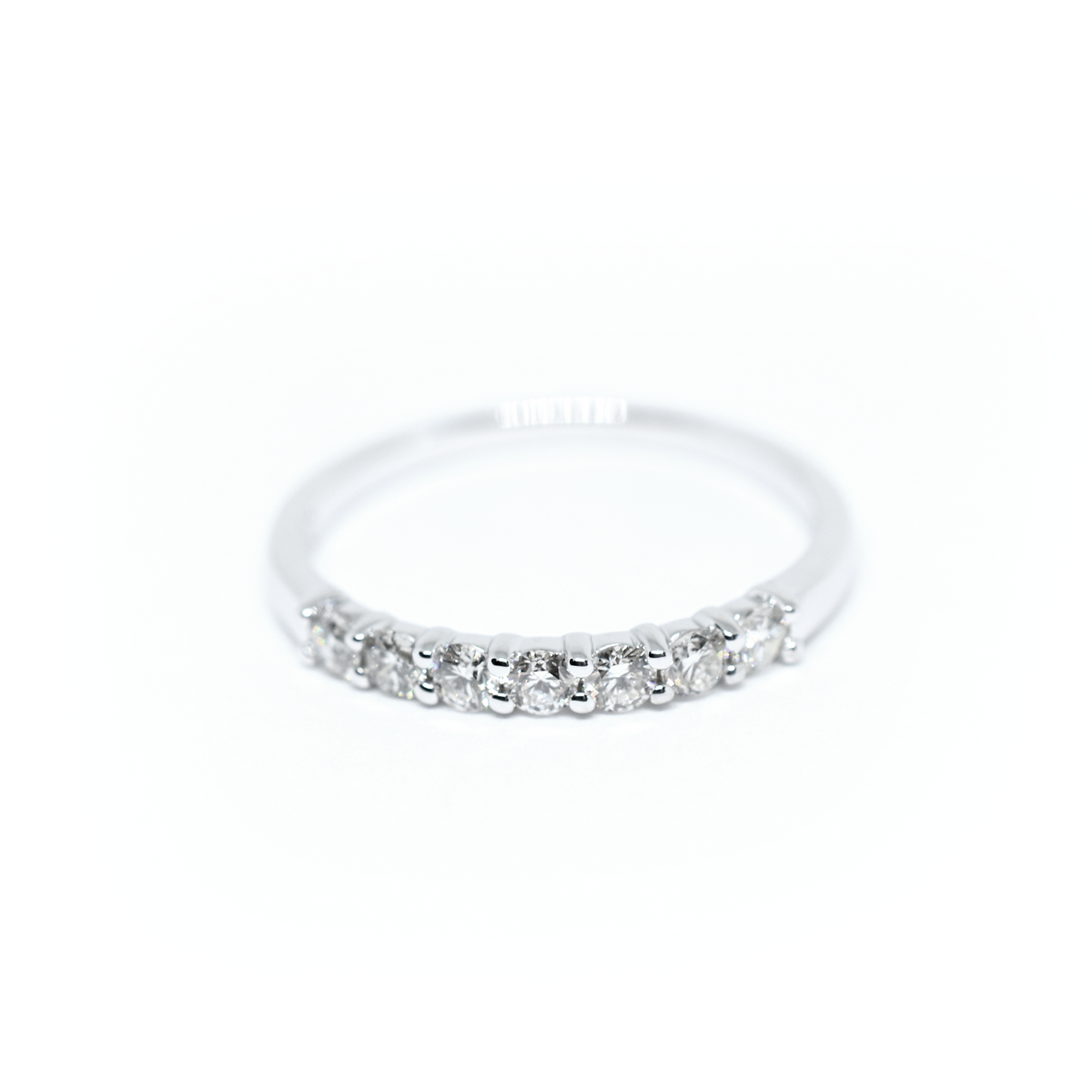14K White Gold 7 Diamond Wedding Band