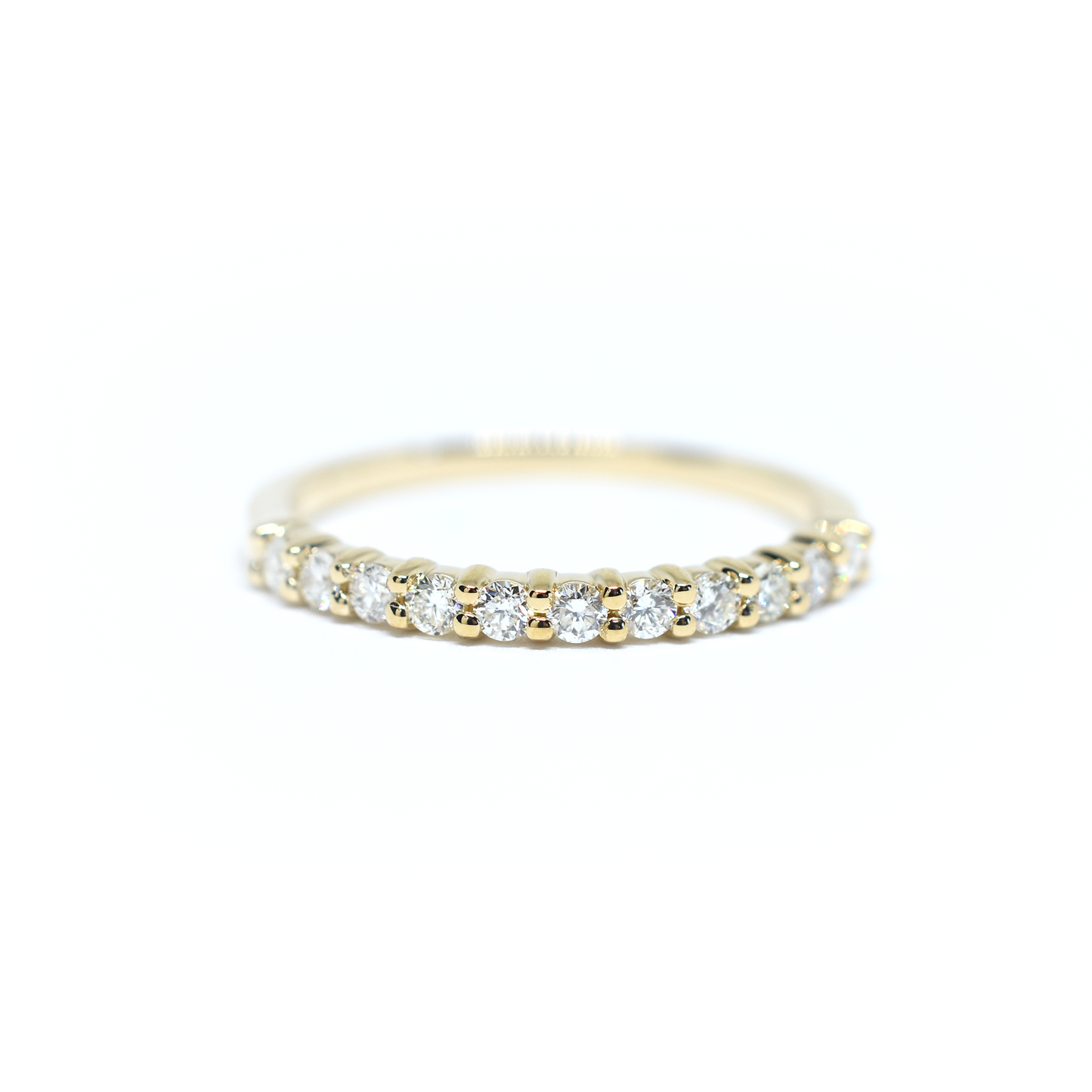 14K Yellow Gold 11 Diamond Wedding Band