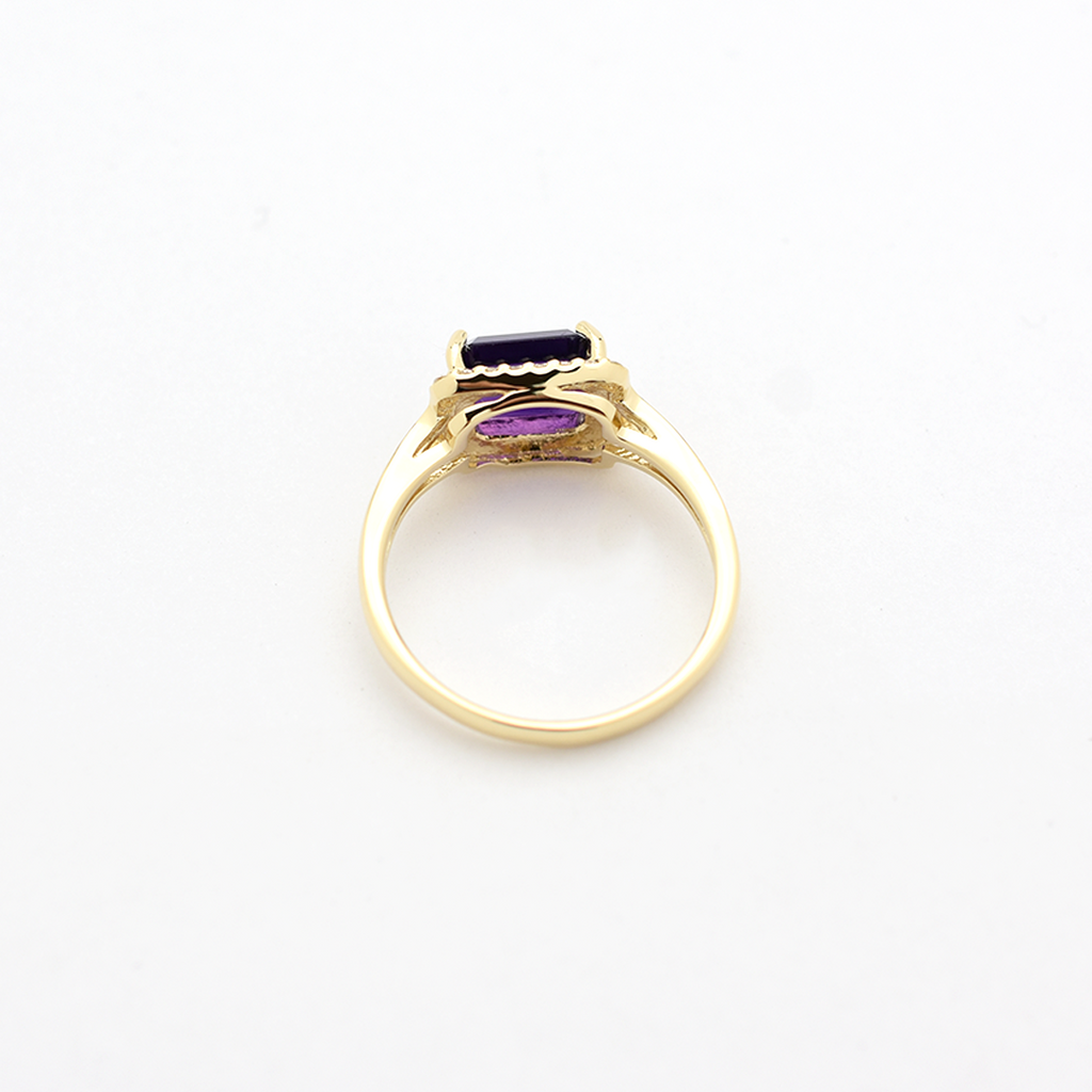 14k Emerald Cut Amethyst Diamond Ring