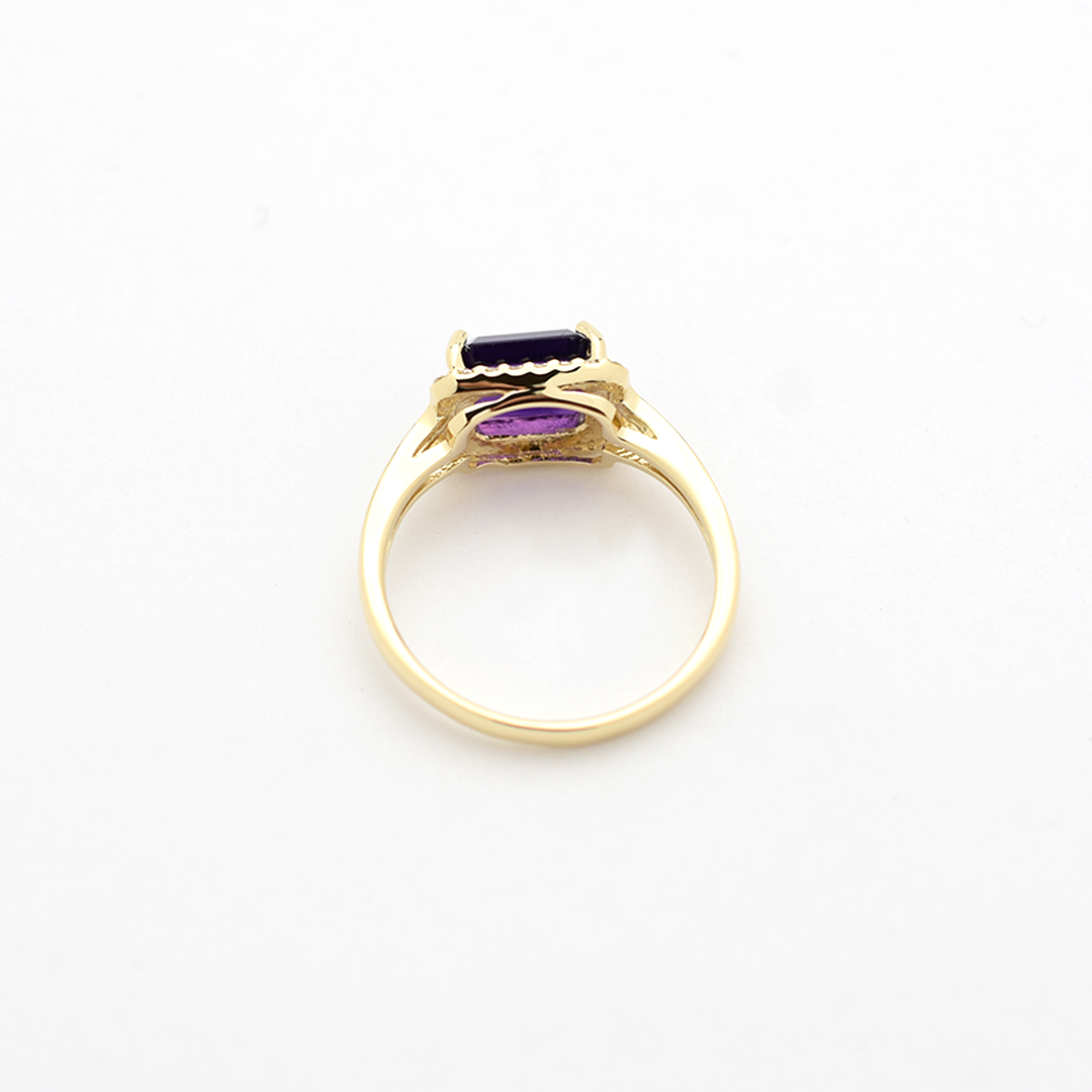 14k Emerald Cut Amethyst Diamond Ring