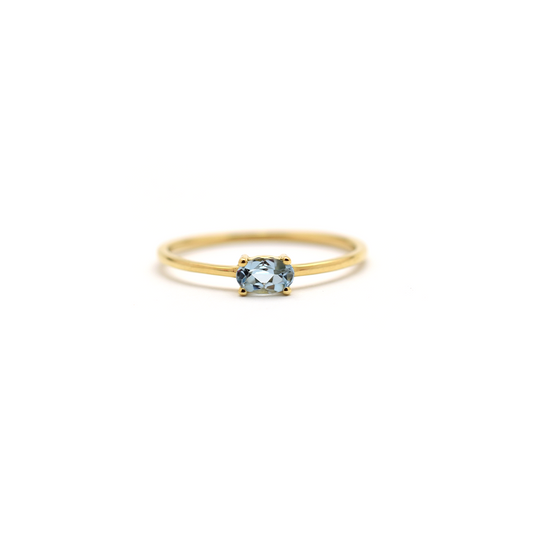 14K Gold Oval Aquamarine Ring