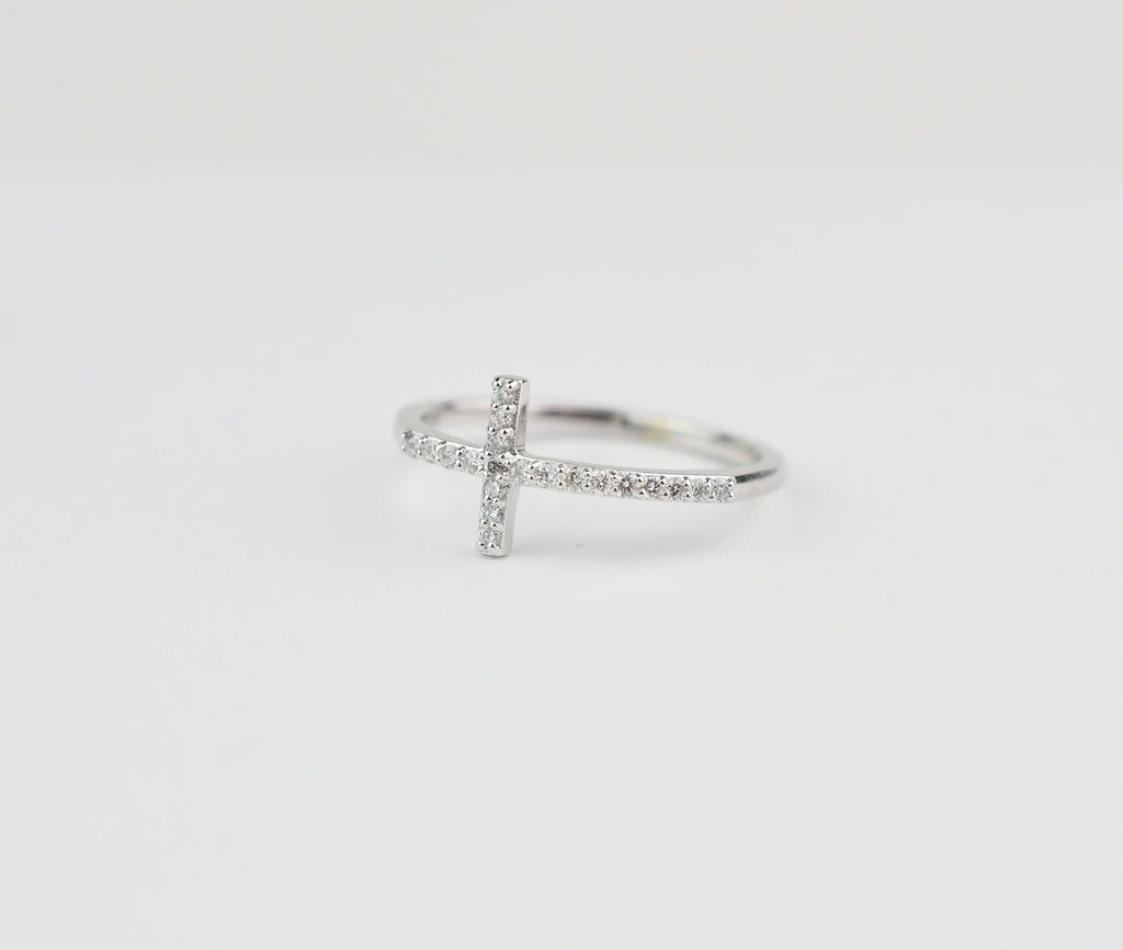 cross ring with diamonds