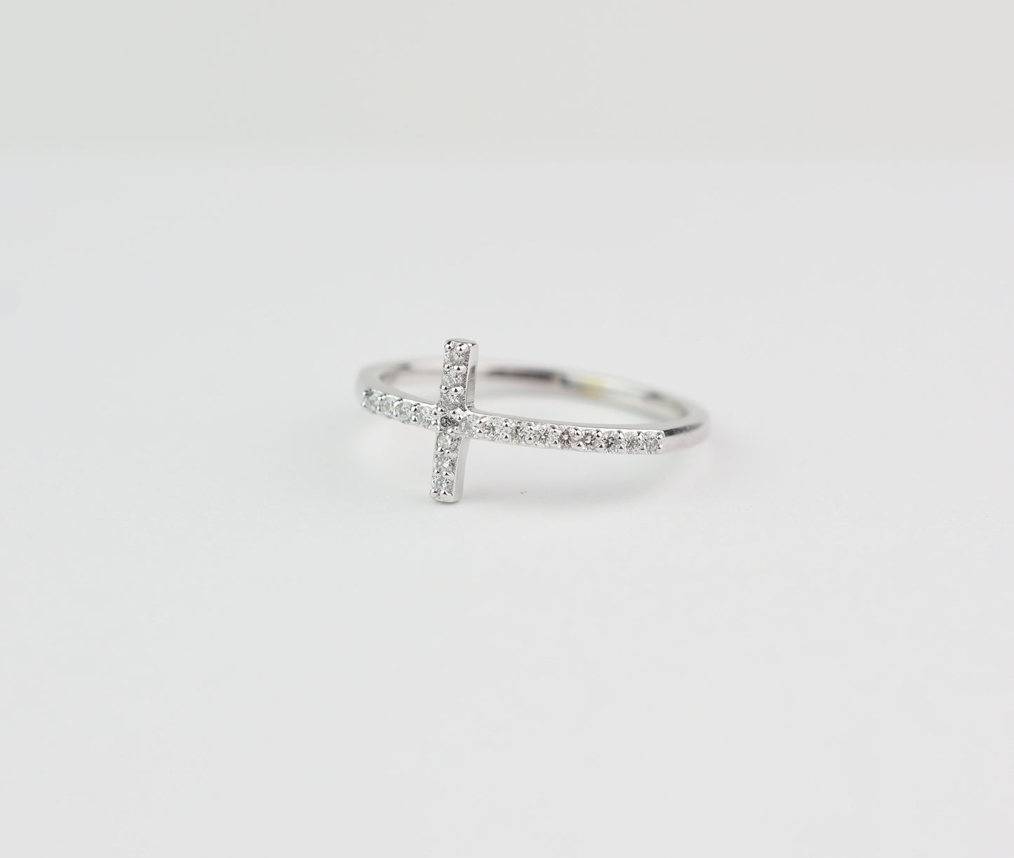 cross ring with diamonds