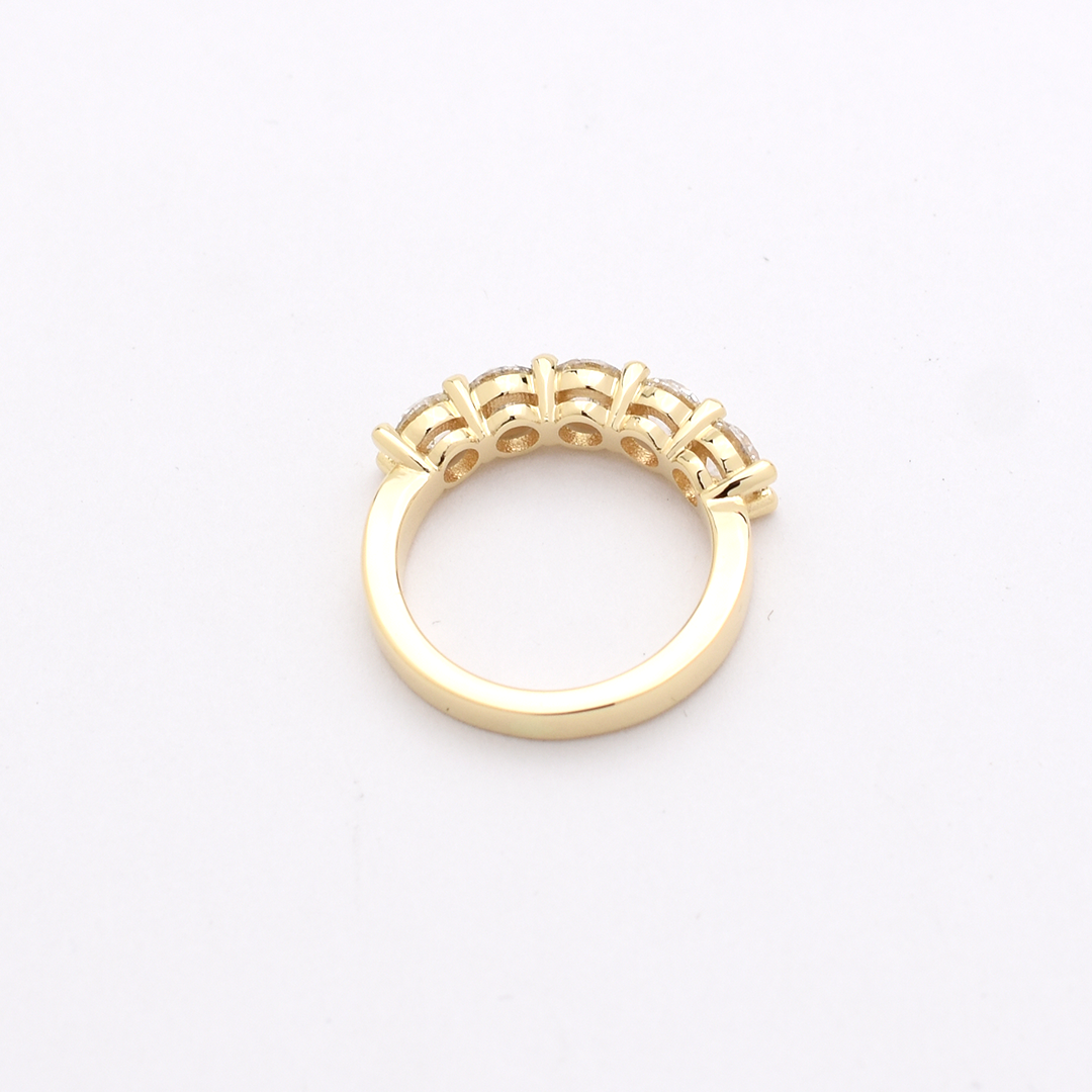 14k 5 Diamond Wedding Band