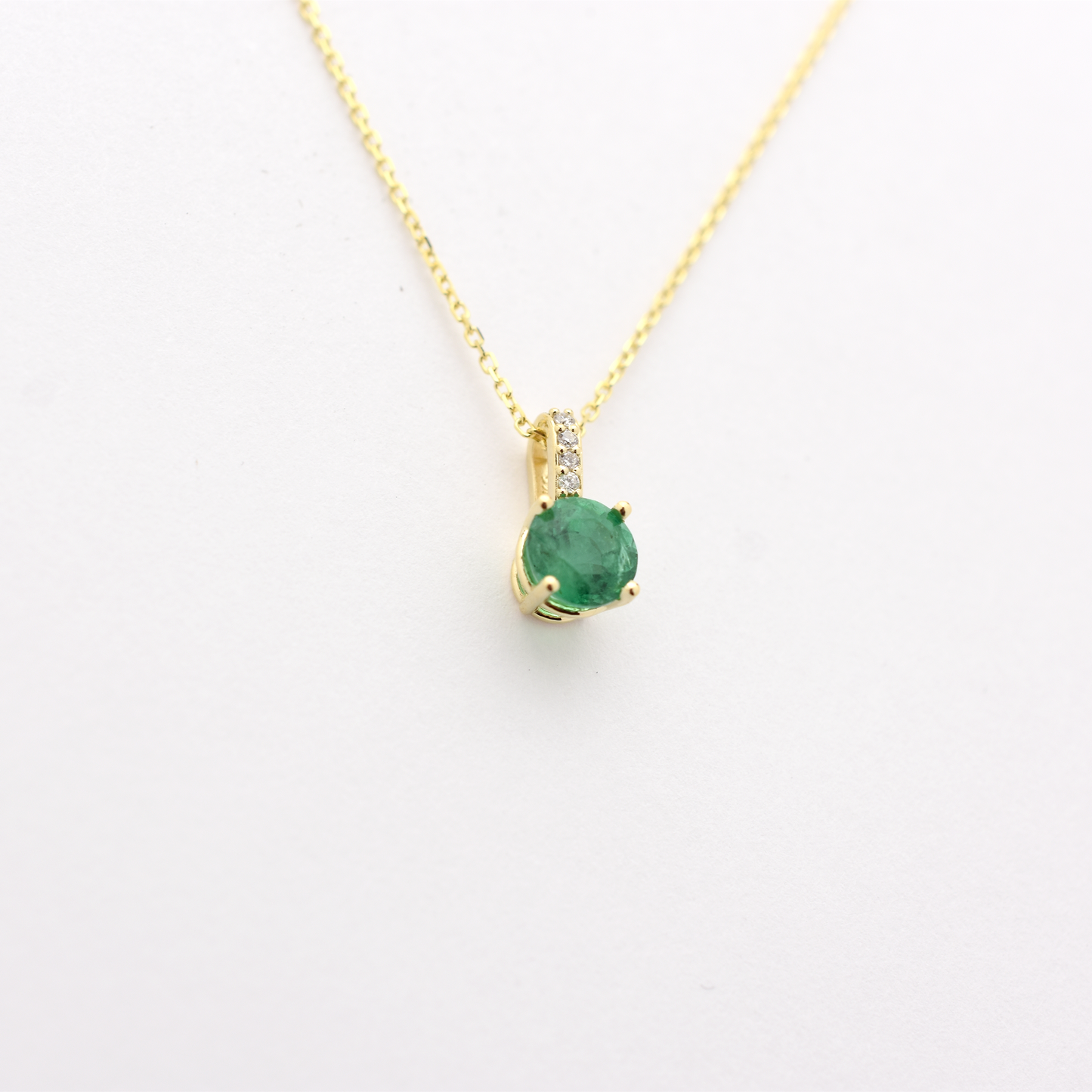 14k Gold Emerald Diamond Necklace