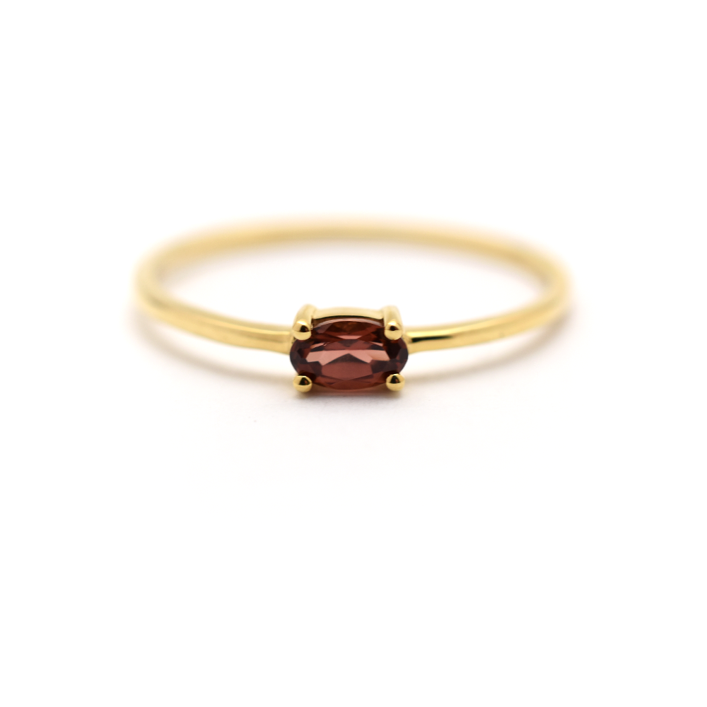 14K Gold Oval Garnet Ring